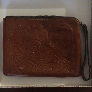 Leather wristlet